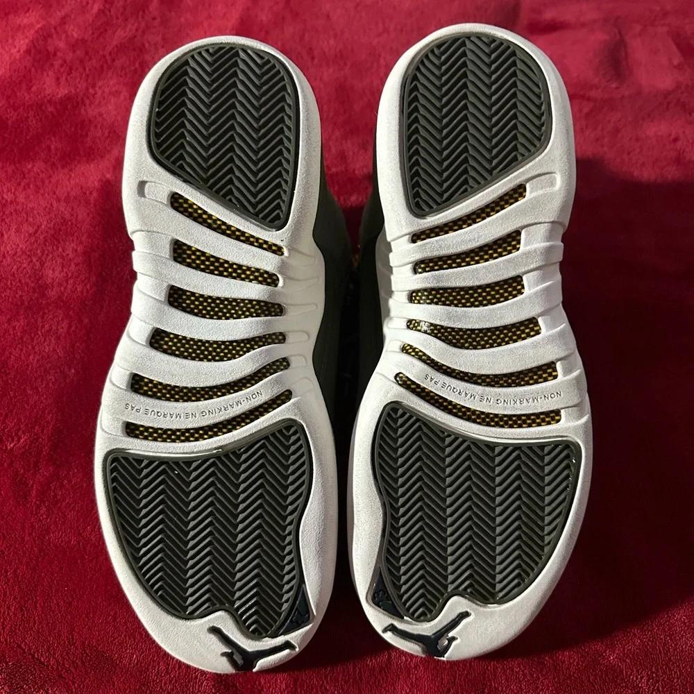 Jordan 12 Retro